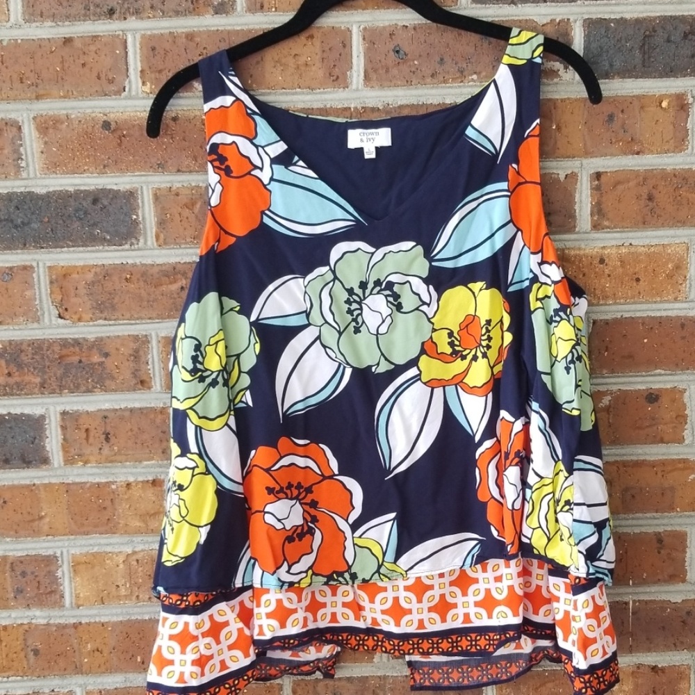 Crown & ivy tank top open back